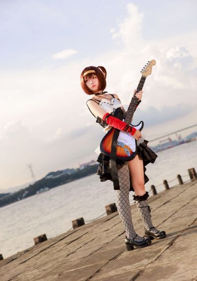 穿制服的女孩_剧情片免费电视剧